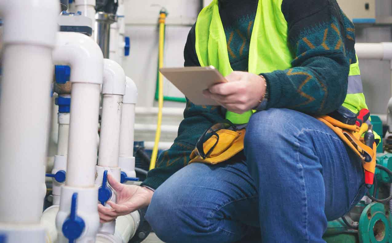 Wasserleitungen aus Kunststoff werden inspiziert