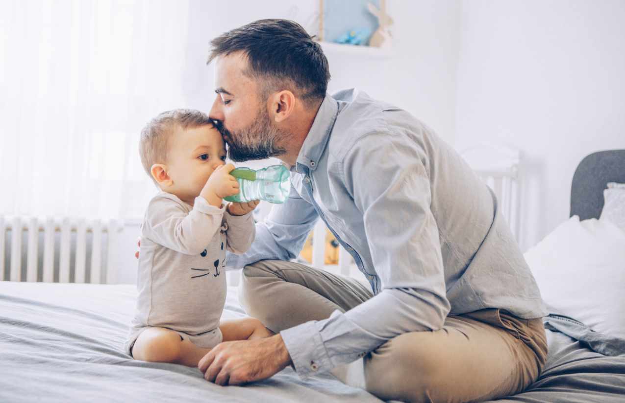 Soll man für Babys abgekochtes Wasser verwenden?