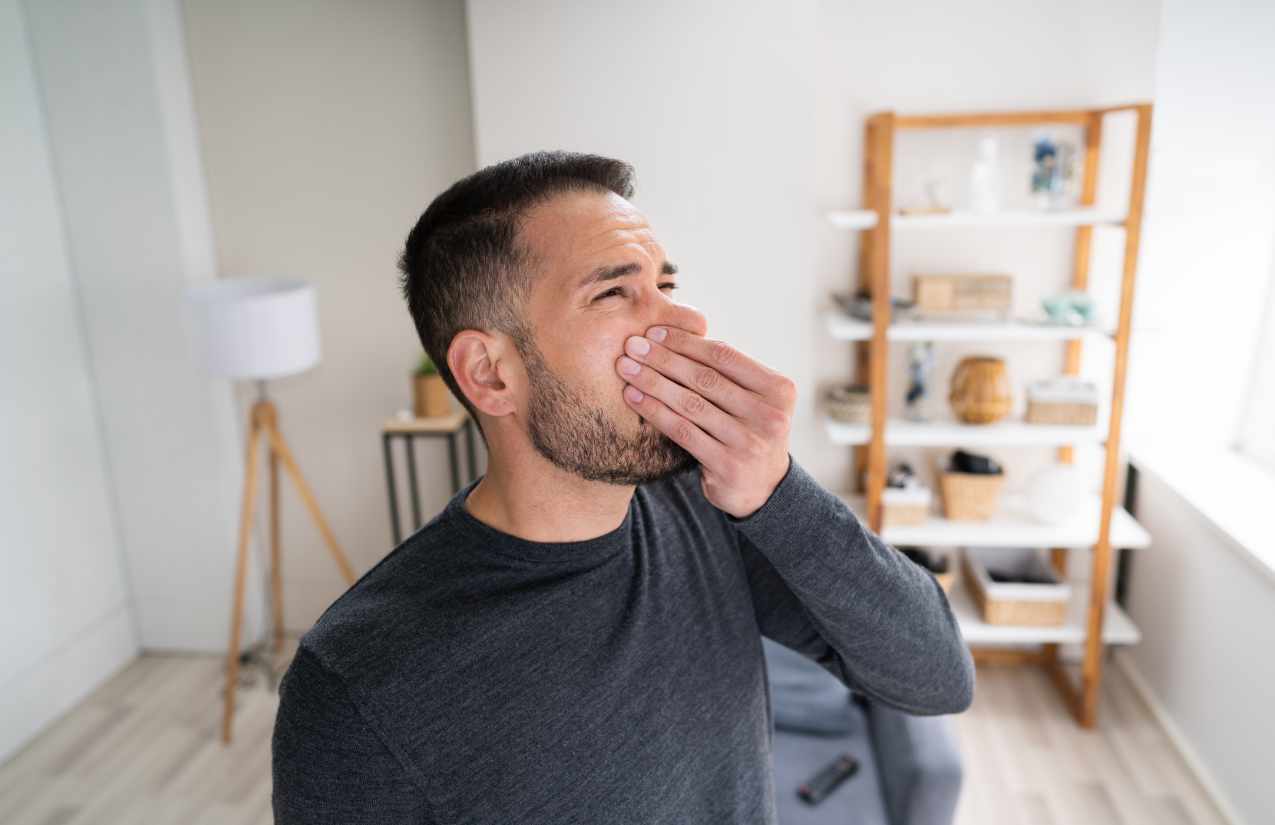 Ein muffiger Geruch kann auf vielzählige Ursachen zurückgeführt werden. @AndreyPopov /istockphoto.com